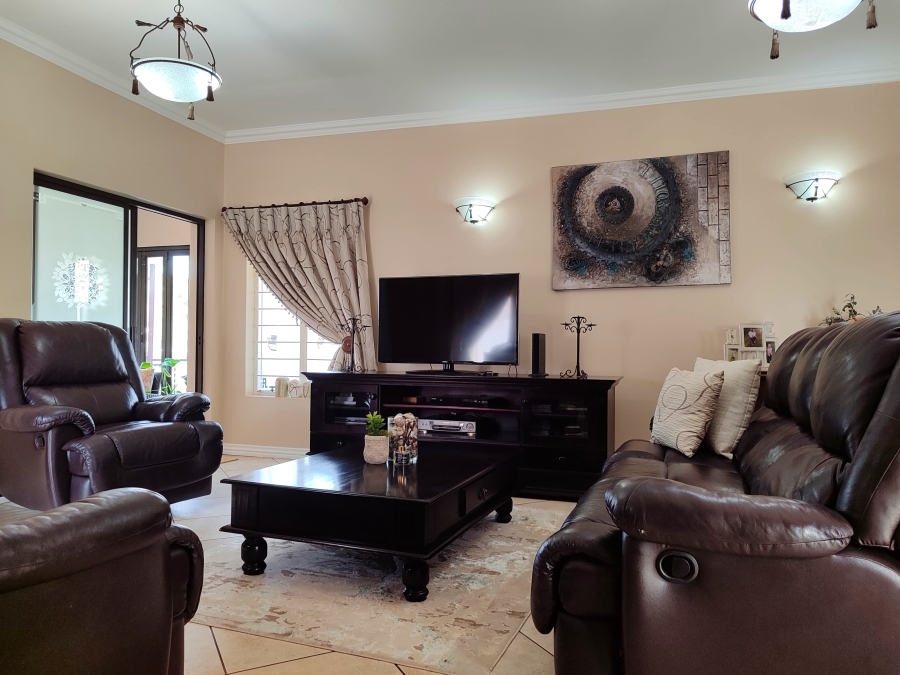 3 Bedroom Property for Sale in Wilkoppies North West